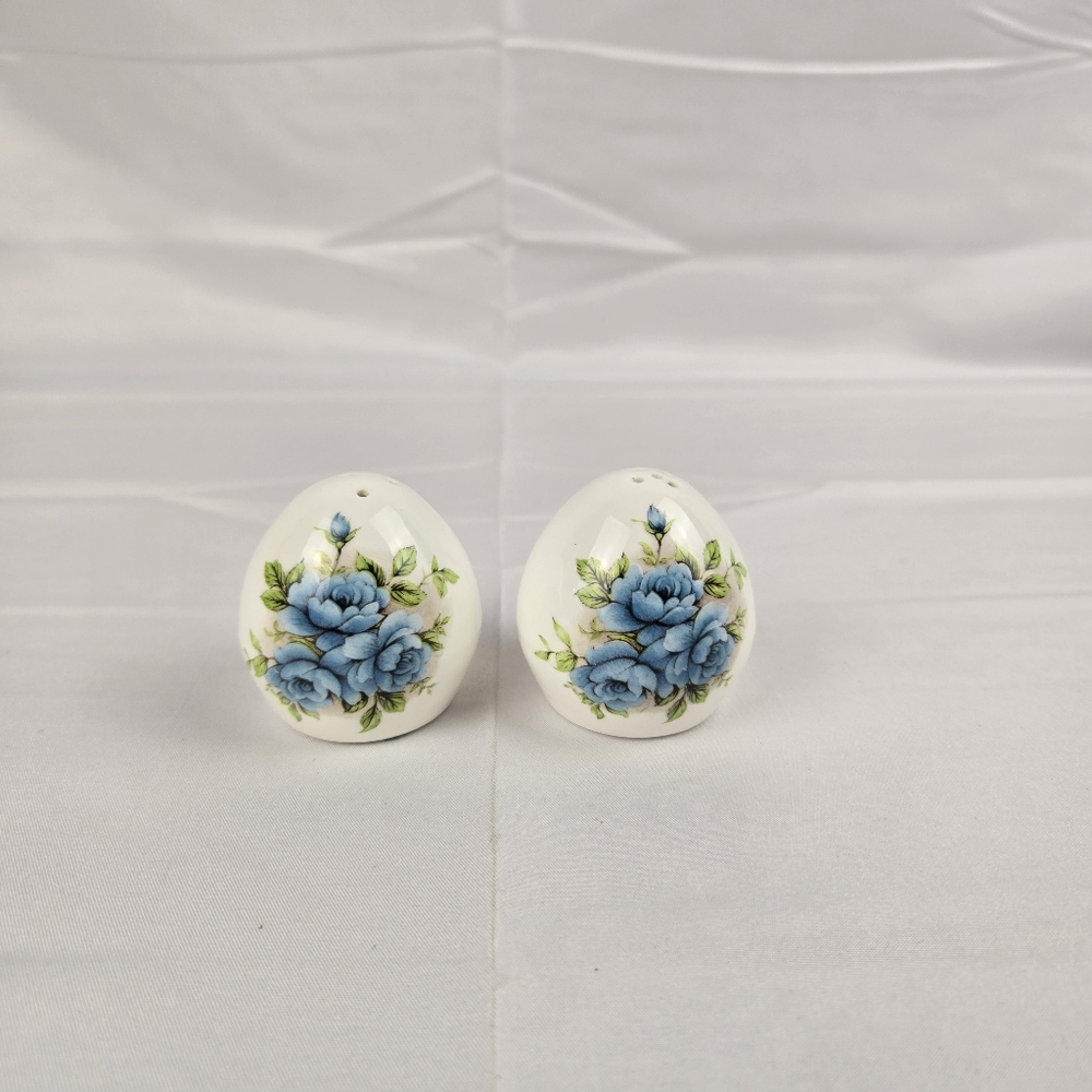 Sandford Fine Bone China Egg Salt & Pepper Shakers England Blue Flowers w/ Plugs